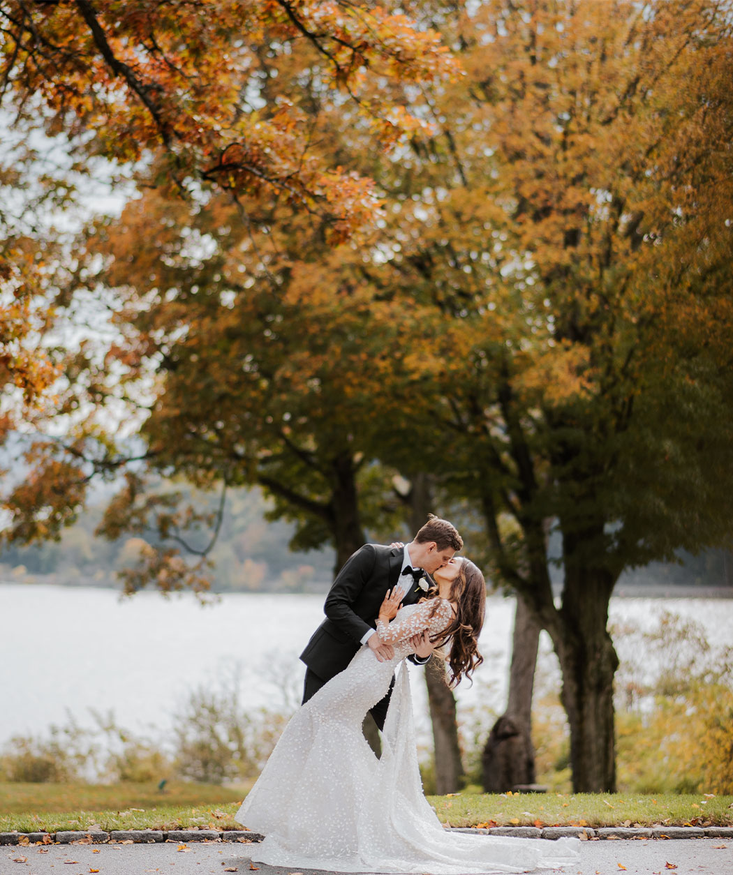 Bride and groom at Monteverde at Oldstone estate